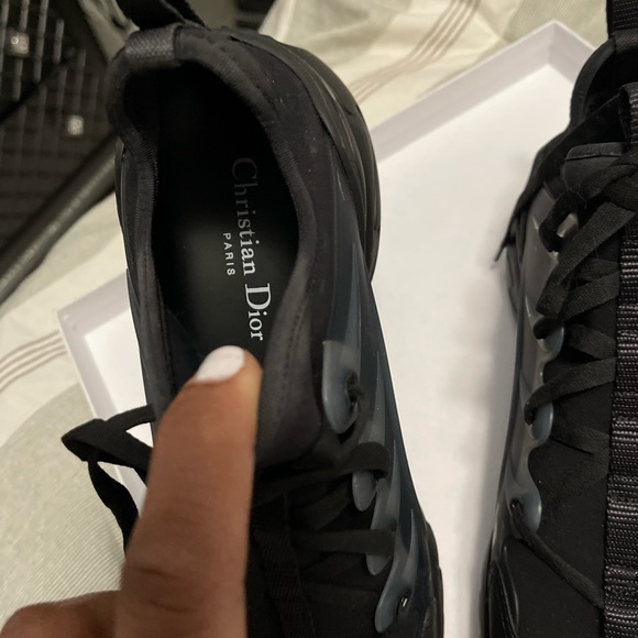 Dior sneakers slightly worn.. good condition comes w/ box and Xtra shoestrings - Picture 6 of 6